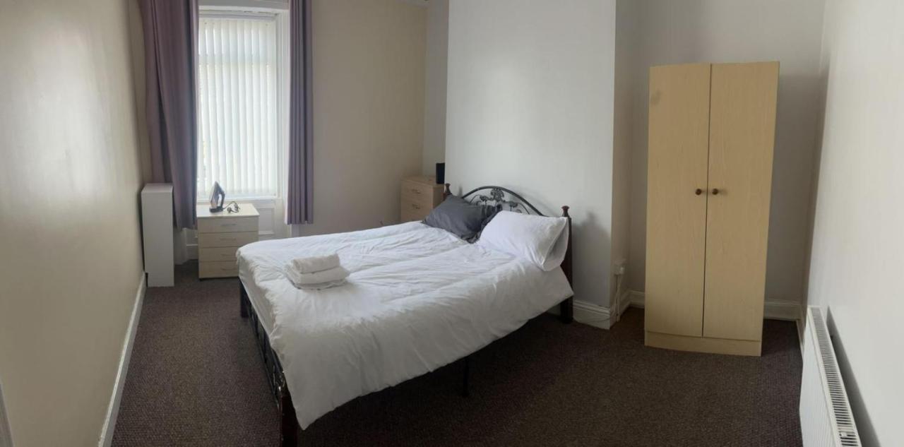 Arthurs Hill Newcastle, Free Parking Fully Equipped Kitchen 4 Bedrooms, Near City Centre Kültér fotó