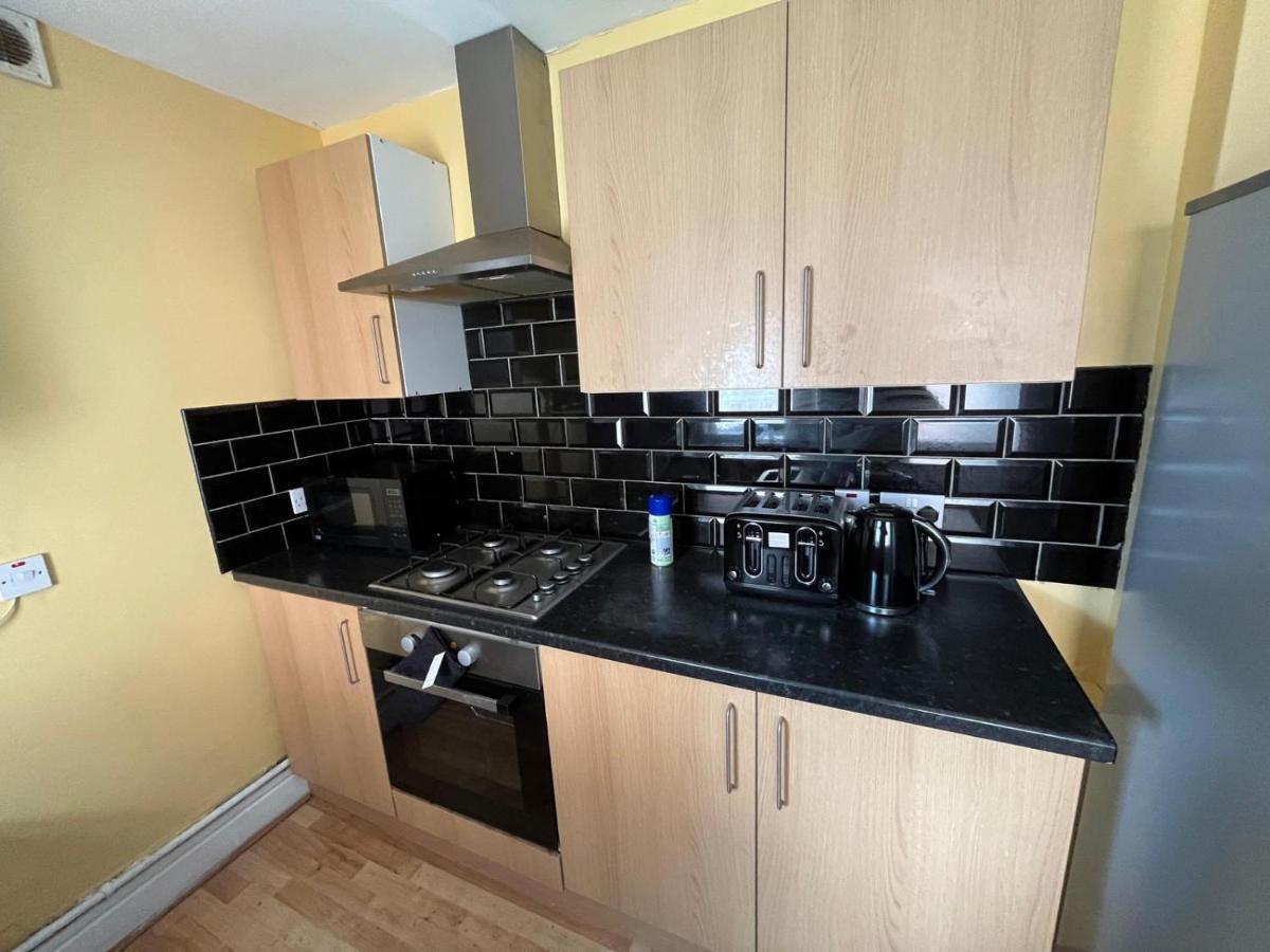 Arthurs Hill Newcastle, Free Parking Fully Equipped Kitchen 4 Bedrooms, Near City Centre Kültér fotó